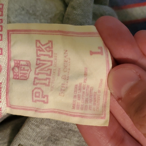 New York Giants Hoodie - Picture 6 of 6